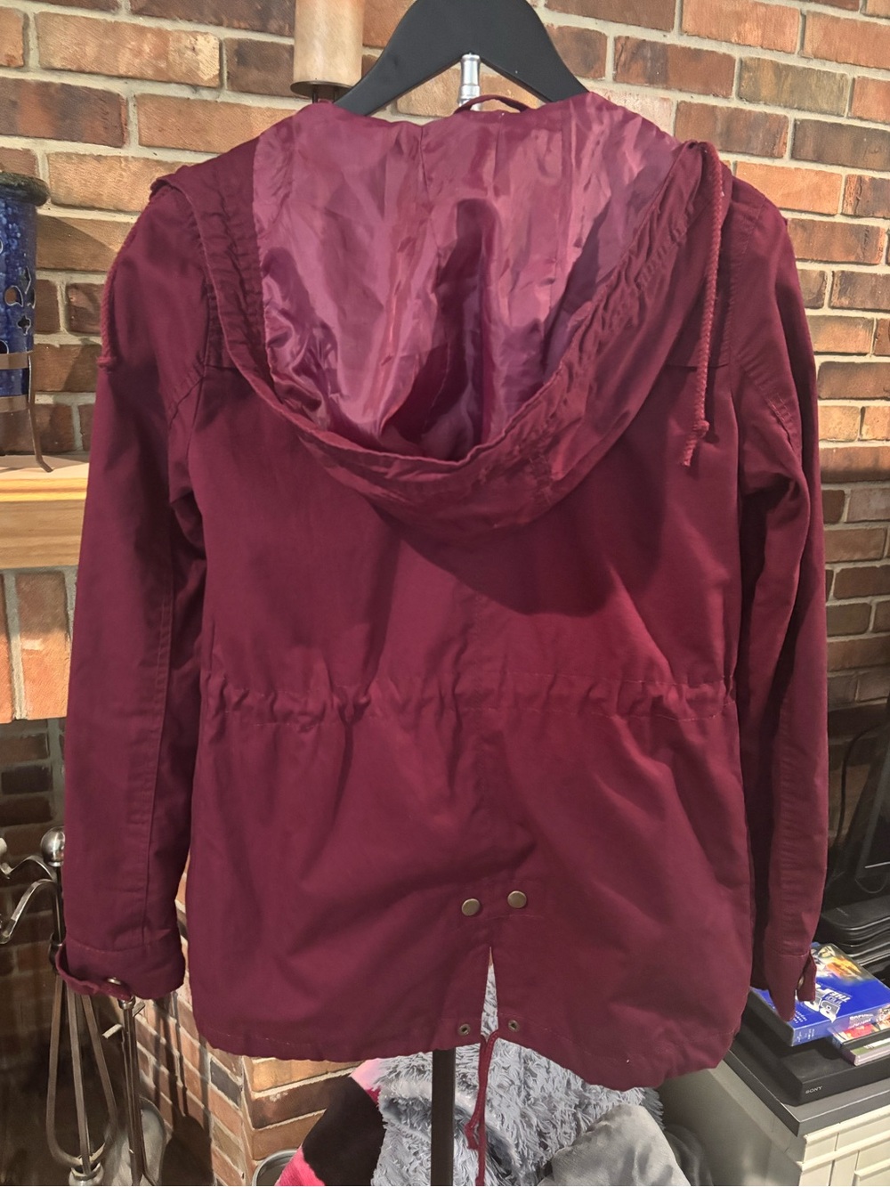 Ambiance Outerwear Adjustable Maroon Hooded Utility Jacket Fall Women’s Small - Picture 2 of 10